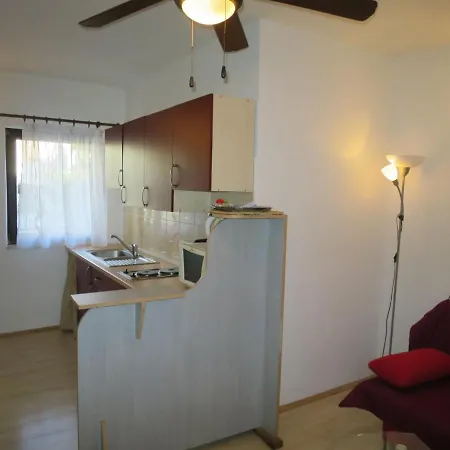 Apartment Rovanjska-2 By Interhome Rovanjska